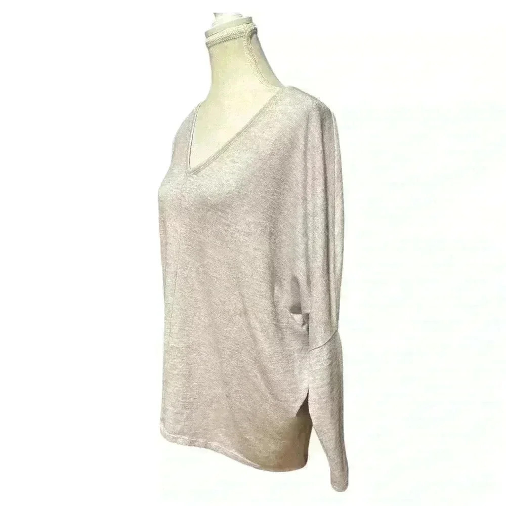 White House Black Market Dolman Sleeve Tunic Size Medium - Picture 3 of 9